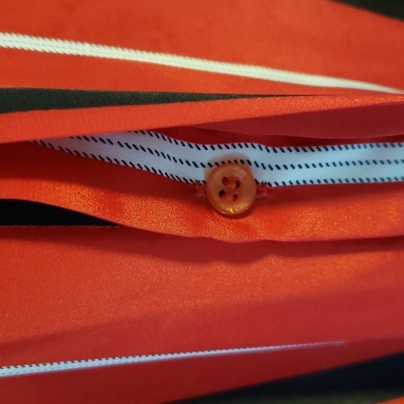 Loris Azzaro Red Black and White Button Shirt. - Picture 4 of 7